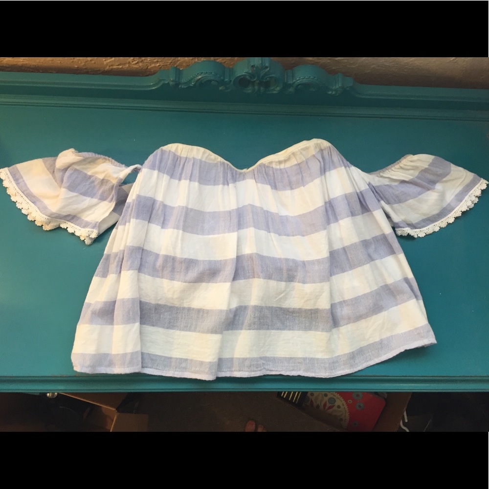 Strapless Cropped Blouse